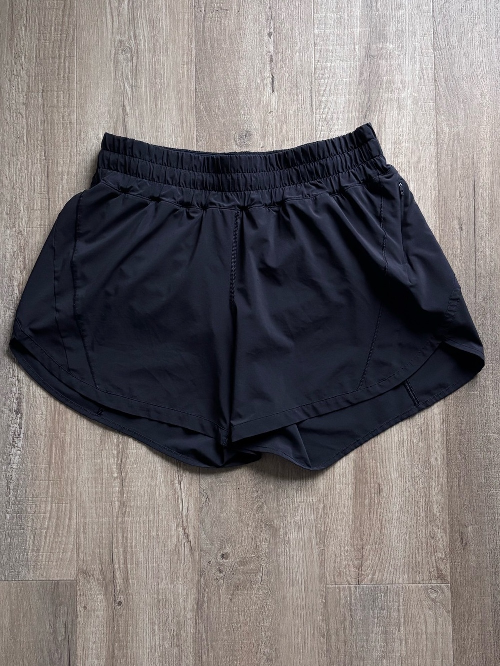 Lululemon Track That Short 5” in Black